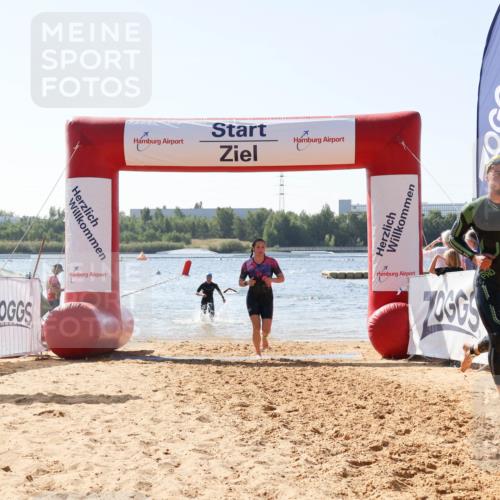 01.09.2024 - 17. Tribühne Triathlon Luisa Fischer http://msf.ph/oto/6897269 01.09.2024 11:40:16 Schwimmen 646, 668, 712 meine-sportfotos.de