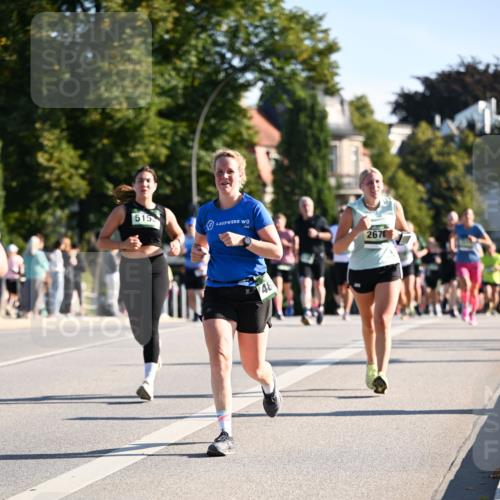 01.09.2024 - BARMER Alsterlauf Dr. Thomas Lammeyer http://msf.ph/oto/6897271 01.09.2024 09:35:35 Laufen 515, 48, 2670 meine-sportfotos.de