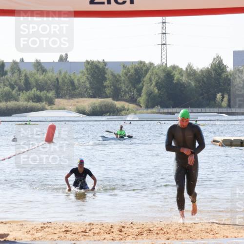 01.09.2024 - 17. Tribühne Triathlon Luisa Fischer http://msf.ph/oto/6897346 01.09.2024 11:40:32 Schwimmen 629 meine-sportfotos.de