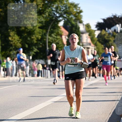 01.09.2024 - BARMER Alsterlauf Dr. Thomas Lammeyer http://msf.ph/oto/6897349 01.09.2024 09:35:37 Laufen 267, 2670 meine-sportfotos.de