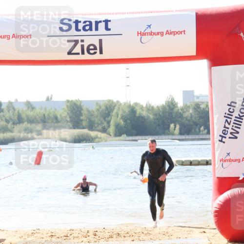 01.09.2024 - 17. Tribühne Triathlon Luisa Fischer http://msf.ph/oto/6897429 01.09.2024 11:41:23 Schwimmen 694 meine-sportfotos.de