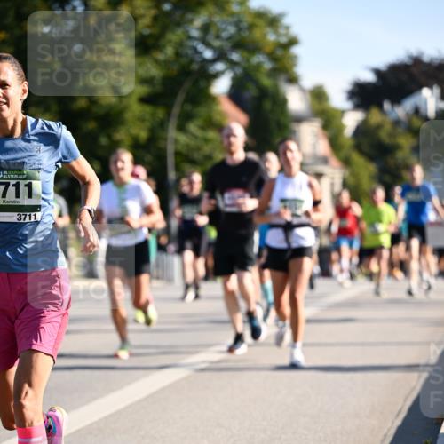 01.09.2024 - BARMER Alsterlauf Dr. Thomas Lammeyer http://msf.ph/oto/6897459 01.09.2024 09:35:42 Laufen 35, 711, 3711 meine-sportfotos.de