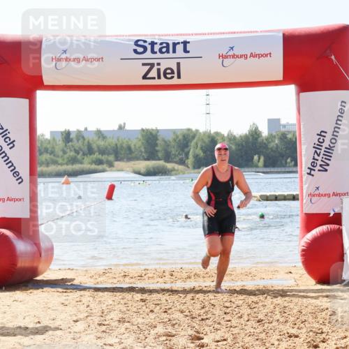 01.09.2024 - 17. Tribühne Triathlon Luisa Fischer http://msf.ph/oto/6897498 01.09.2024 11:41:36 Schwimmen 603 meine-sportfotos.de