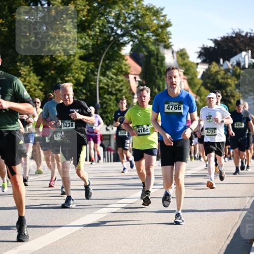 01.09.2024 - BARMER Alsterlauf Dr. Thomas Lammeyer http://msf.ph/oto/6897541 01.09.2024 09:35:47 Laufen 5238, 51, 3509, 4169, 3, 4766, 4722, 4855 meine-sportfotos.de