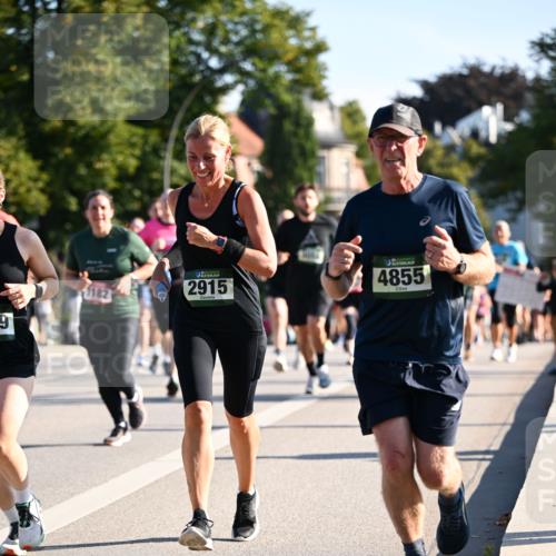 01.09.2024 - BARMER Alsterlauf Dr. Thomas Lammeyer http://msf.ph/oto/6897651 01.09.2024 09:35:52 Laufen 9, 1182, 2915, 4855 meine-sportfotos.de
