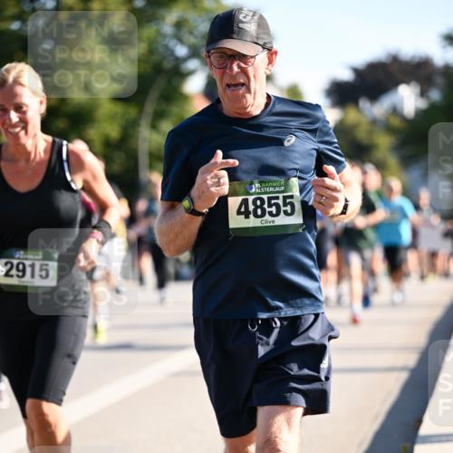 01.09.2024 - BARMER Alsterlauf Dr. Thomas Lammeyer http://msf.ph/oto/6897672 01.09.2024 09:35:53 Laufen 2915, 16135, 4855 meine-sportfotos.de