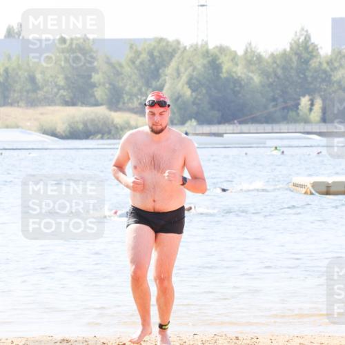 01.09.2024 - 17. Tribühne Triathlon Luisa Fischer http://msf.ph/oto/6897681 01.09.2024 11:42:09 Schwimmen 623 meine-sportfotos.de
