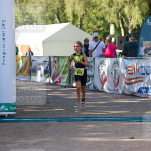 01.09.2024 - 17. Tribühne Triathlon Michael Strokosch http://msf.ph/oto/6897704 01.09.2024 09:54:19 Ziel 102 meine-sportfotos.de