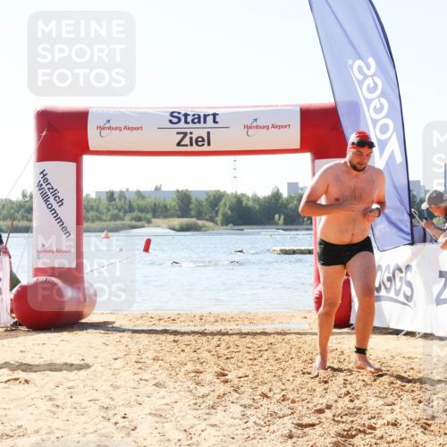 01.09.2024 - 17. Tribühne Triathlon Luisa Fischer http://msf.ph/oto/6897721 01.09.2024 11:42:13 Schwimmen 623 meine-sportfotos.de