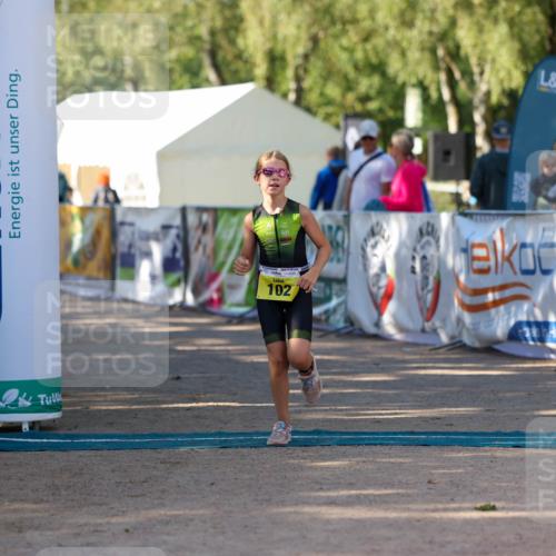 01.09.2024 - 17. Tribühne Triathlon Michael Strokosch http://msf.ph/oto/6897725 01.09.2024 09:54:20 Ziel 102 meine-sportfotos.de