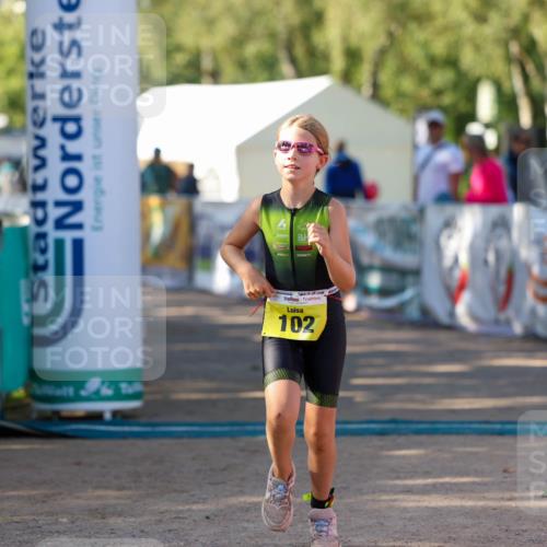 01.09.2024 - 17. Tribühne Triathlon Michael Strokosch http://msf.ph/oto/6897767 01.09.2024 09:54:22 Ziel 102 meine-sportfotos.de