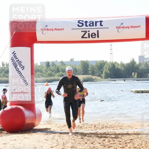01.09.2024 - 17. Tribühne Triathlon Luisa Fischer http://msf.ph/oto/6897769 01.09.2024 11:42:42 Schwimmen 624, 656, 669 meine-sportfotos.de
