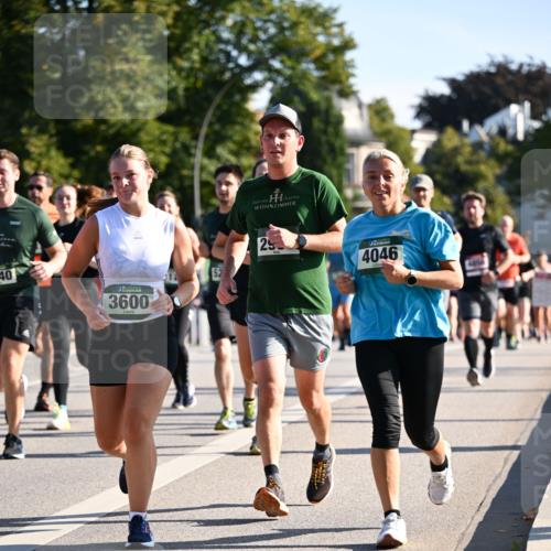 01.09.2024 - BARMER Alsterlauf Dr. Thomas Lammeyer http://msf.ph/oto/6897799 01.09.2024 09:35:59 Laufen 40, 3600, 52, 25, 4046 meine-sportfotos.de