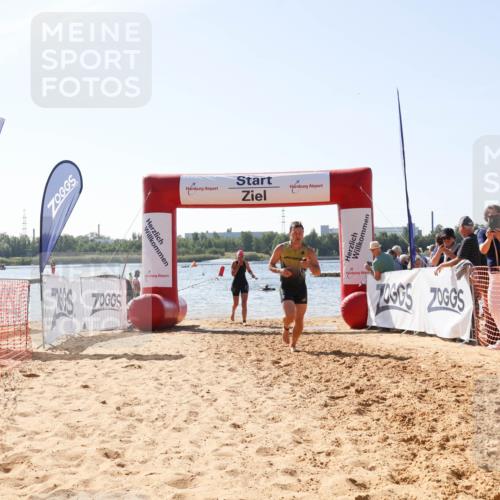 01.09.2024 - 17. Tribühne Triathlon Luisa Fischer http://msf.ph/oto/6897840 01.09.2024 11:42:46 Schwimmen 624, 656, 669 meine-sportfotos.de