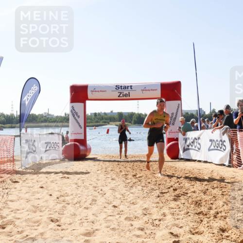 01.09.2024 - 17. Tribühne Triathlon Luisa Fischer http://msf.ph/oto/6897848 01.09.2024 11:42:47 Schwimmen 624, 656, 669 meine-sportfotos.de