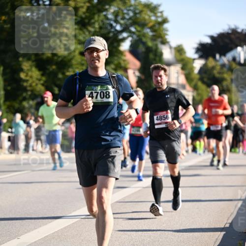 01.09.2024 - BARMER Alsterlauf Dr. Thomas Lammeyer http://msf.ph/oto/6897852 01.09.2024 09:36:02 Laufen 4708, 4856 meine-sportfotos.de