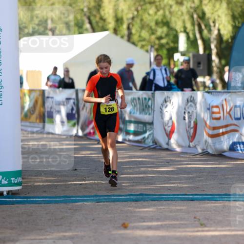 01.09.2024 - 17. Tribühne Triathlon Michael Strokosch http://msf.ph/oto/6897868 01.09.2024 09:55:04 Ziel 126 meine-sportfotos.de