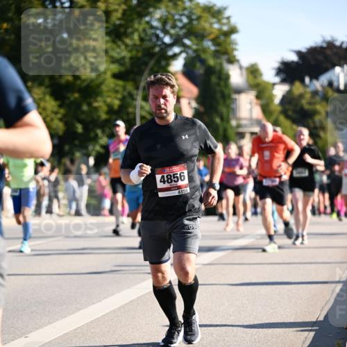 01.09.2024 - BARMER Alsterlauf Dr. Thomas Lammeyer http://msf.ph/oto/6897869 01.09.2024 09:36:03 Laufen 35, 4856, 4856 meine-sportfotos.de