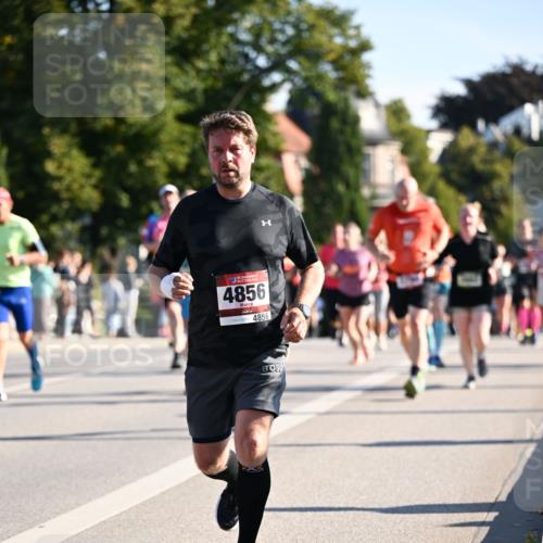01.09.2024 - BARMER Alsterlauf Dr. Thomas Lammeyer http://msf.ph/oto/6897877 01.09.2024 09:36:03 Laufen 4856, 4856 meine-sportfotos.de