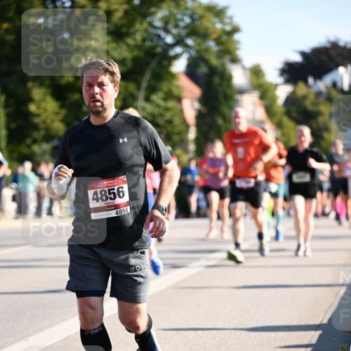 01.09.2024 - BARMER Alsterlauf Dr. Thomas Lammeyer http://msf.ph/oto/6897889 01.09.2024 09:36:04 Laufen 135, 4856, 4856 meine-sportfotos.de