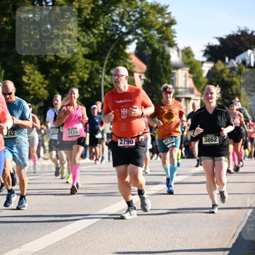 01.09.2024 - BARMER Alsterlauf Dr. Thomas Lammeyer http://msf.ph/oto/6897927 01.09.2024 09:36:05 Laufen 242, 2122, 2790, 4537, 3862 meine-sportfotos.de