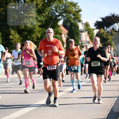 01.09.2024 - BARMER Alsterlauf Dr. Thomas Lammeyer http://msf.ph/oto/6897938 01.09.2024 09:36:06 Laufen 1231, 2122, 2790, 3862, 4537 meine-sportfotos.de