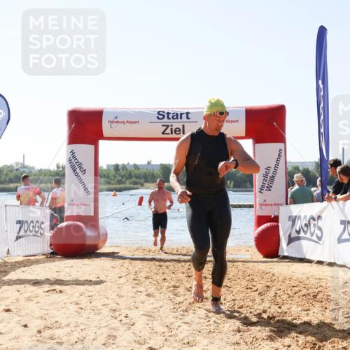 01.09.2024 - 17. Tribühne Triathlon Luisa Fischer http://msf.ph/oto/6897972 01.09.2024 11:43:14 Schwimmen 658, 672, 686 meine-sportfotos.de
