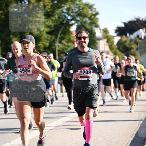 01.09.2024 - BARMER Alsterlauf Dr. Thomas Lammeyer http://msf.ph/oto/6898025 01.09.2024 09:36:11 Laufen 135, 4906, 35, 2208, 2208, 2617 meine-sportfotos.de