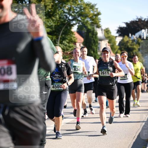 01.09.2024 - BARMER Alsterlauf Dr. Thomas Lammeyer http://msf.ph/oto/6898066 01.09.2024 09:36:13 Laufen 08, 4509, 8342, 2611, 5264 meine-sportfotos.de