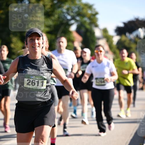 01.09.2024 - BARMER Alsterlauf Dr. Thomas Lammeyer http://msf.ph/oto/6898101 01.09.2024 09:36:14 Laufen 42017, 35, 2611 meine-sportfotos.de
