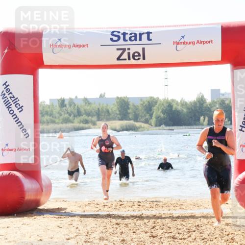 01.09.2024 - 17. Tribühne Triathlon Luisa Fischer http://msf.ph/oto/6898130 01.09.2024 11:43:53 Schwimmen 177, 630, 688 meine-sportfotos.de