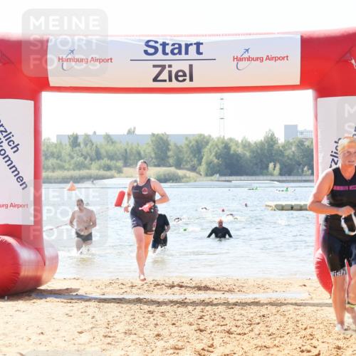 01.09.2024 - 17. Tribühne Triathlon Luisa Fischer http://msf.ph/oto/6898138 01.09.2024 11:43:53 Schwimmen 177, 630, 688 meine-sportfotos.de