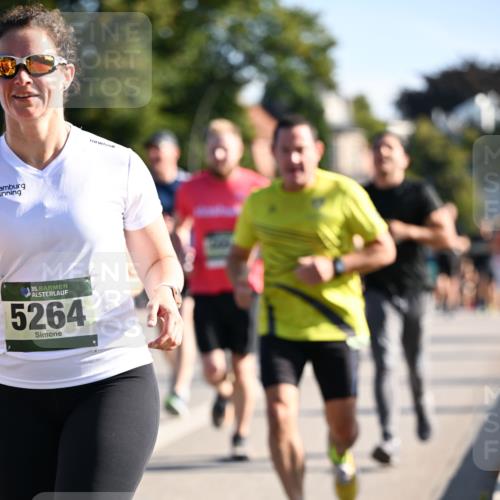 01.09.2024 - BARMER Alsterlauf Dr. Thomas Lammeyer http://msf.ph/oto/6898143 01.09.2024 09:36:17 Laufen 35, 5264 meine-sportfotos.de
