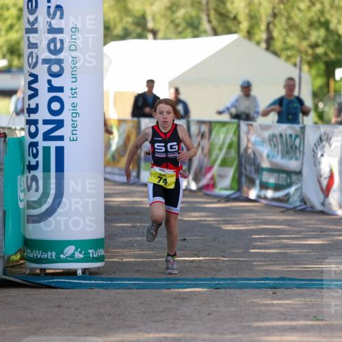 01.09.2024 - 17. Tribühne Triathlon Michael Strokosch http://msf.ph/oto/6898176 01.09.2024 09:55:54 Ziel 74, 95 meine-sportfotos.de