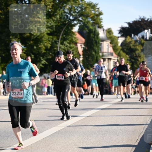 01.09.2024 - BARMER Alsterlauf Dr. Thomas Lammeyer http://msf.ph/oto/6898181 01.09.2024 09:36:19 Laufen 2375, 2939 meine-sportfotos.de