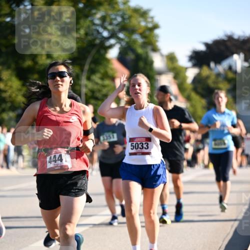 01.09.2024 - BARMER Alsterlauf Dr. Thomas Lammeyer http://msf.ph/oto/6898204 01.09.2024 09:36:25 Laufen 444, 3351, 5033 meine-sportfotos.de