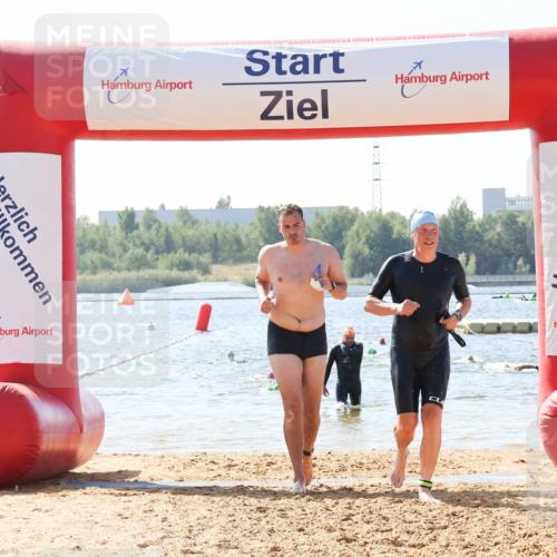 01.09.2024 - 17. Tribühne Triathlon Luisa Fischer http://msf.ph/oto/6898242 01.09.2024 11:44:02 Schwimmen 625, 630, 688 meine-sportfotos.de