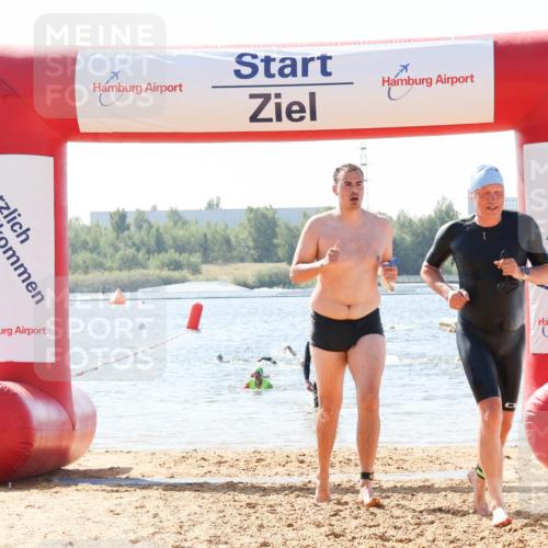 01.09.2024 - 17. Tribühne Triathlon Luisa Fischer http://msf.ph/oto/6898257 01.09.2024 11:44:03 Schwimmen 625, 630, 688 meine-sportfotos.de
