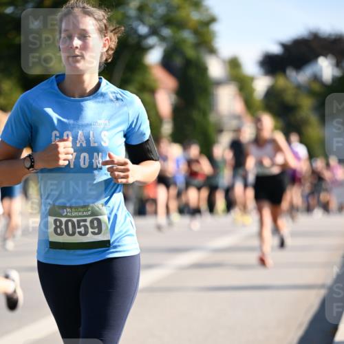 01.09.2024 - BARMER Alsterlauf Dr. Thomas Lammeyer http://msf.ph/oto/6898276 01.09.2024 09:36:28 Laufen 6135, 8059 meine-sportfotos.de