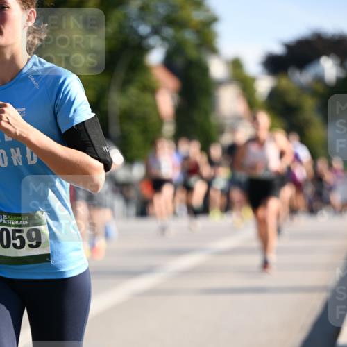 01.09.2024 - BARMER Alsterlauf Dr. Thomas Lammeyer http://msf.ph/oto/6898282 01.09.2024 09:36:29 Laufen 35, 059 meine-sportfotos.de