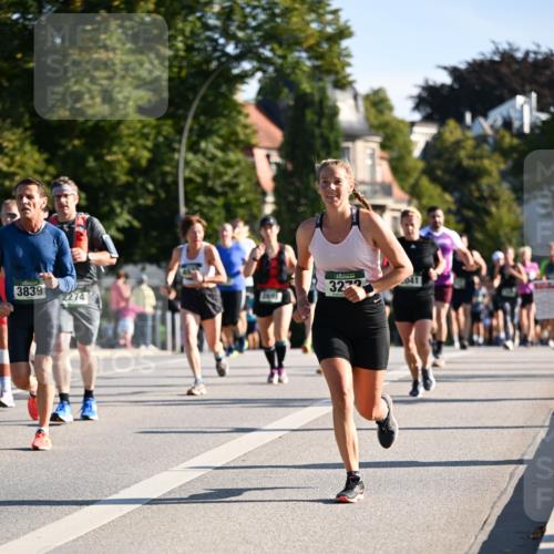 01.09.2024 - BARMER Alsterlauf Dr. Thomas Lammeyer http://msf.ph/oto/6898307 01.09.2024 09:36:30 Laufen 3839, 2274, 322 meine-sportfotos.de