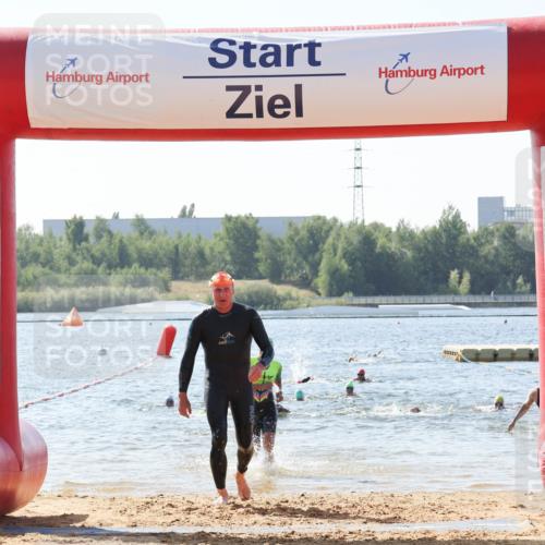 01.09.2024 - 17. Tribühne Triathlon Luisa Fischer http://msf.ph/oto/6898327 01.09.2024 11:44:12 Schwimmen 621, 625, 678, 709 meine-sportfotos.de