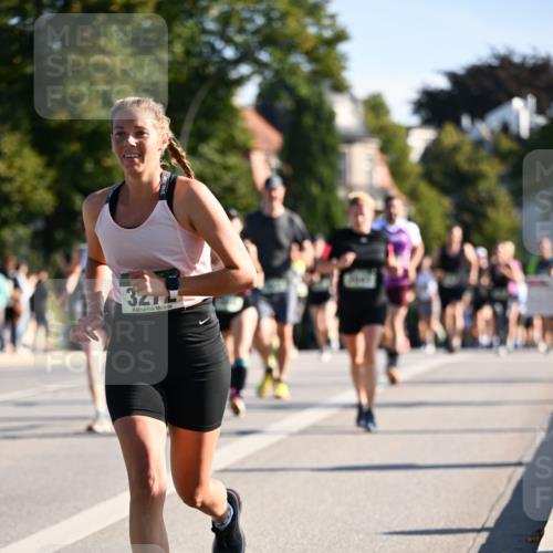 01.09.2024 - BARMER Alsterlauf Dr. Thomas Lammeyer http://msf.ph/oto/6898338 01.09.2024 09:36:32 Laufen 321 meine-sportfotos.de