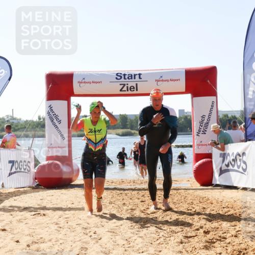01.09.2024 - 17. Tribühne Triathlon Luisa Fischer http://msf.ph/oto/6898387 01.09.2024 11:44:18 Schwimmen 621, 631, 678, 709 meine-sportfotos.de