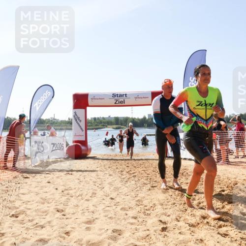 01.09.2024 - 17. Tribühne Triathlon Luisa Fischer http://msf.ph/oto/6898410 01.09.2024 11:44:20 Schwimmen 594, 621, 631, 648, 671, 678, 709 meine-sportfotos.de