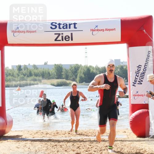 01.09.2024 - 17. Tribühne Triathlon Luisa Fischer http://msf.ph/oto/6898419 01.09.2024 11:44:21 Schwimmen 594, 621, 631, 648, 671, 678, 706, 709 meine-sportfotos.de