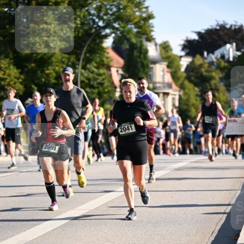 01.09.2024 - BARMER Alsterlauf Dr. Thomas Lammeyer http://msf.ph/oto/6898426 01.09.2024 09:36:33 Laufen 2691, 2041 meine-sportfotos.de