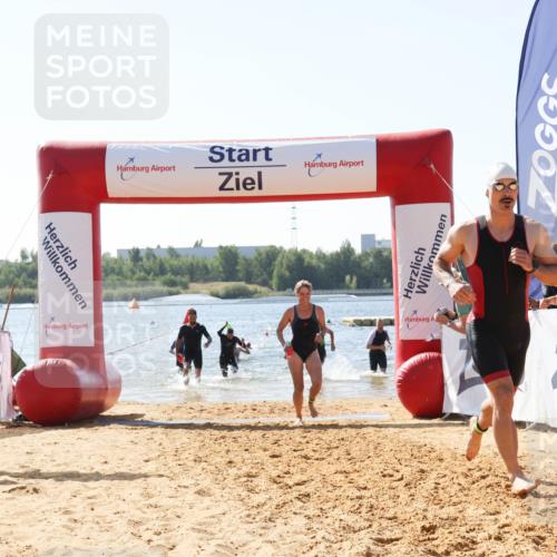 01.09.2024 - 17. Tribühne Triathlon Luisa Fischer http://msf.ph/oto/6898438 01.09.2024 11:44:22 Schwimmen 594, 621, 631, 648, 671, 678, 692, 706, 709 meine-sportfotos.de