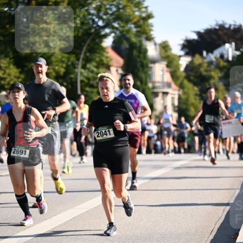 01.09.2024 - BARMER Alsterlauf Dr. Thomas Lammeyer http://msf.ph/oto/6898439 01.09.2024 09:36:34 Laufen 2691, 2041 meine-sportfotos.de
