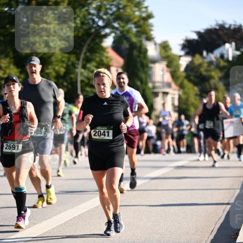 01.09.2024 - BARMER Alsterlauf Dr. Thomas Lammeyer http://msf.ph/oto/6898443 01.09.2024 09:36:34 Laufen 2691, 85, 2041 meine-sportfotos.de